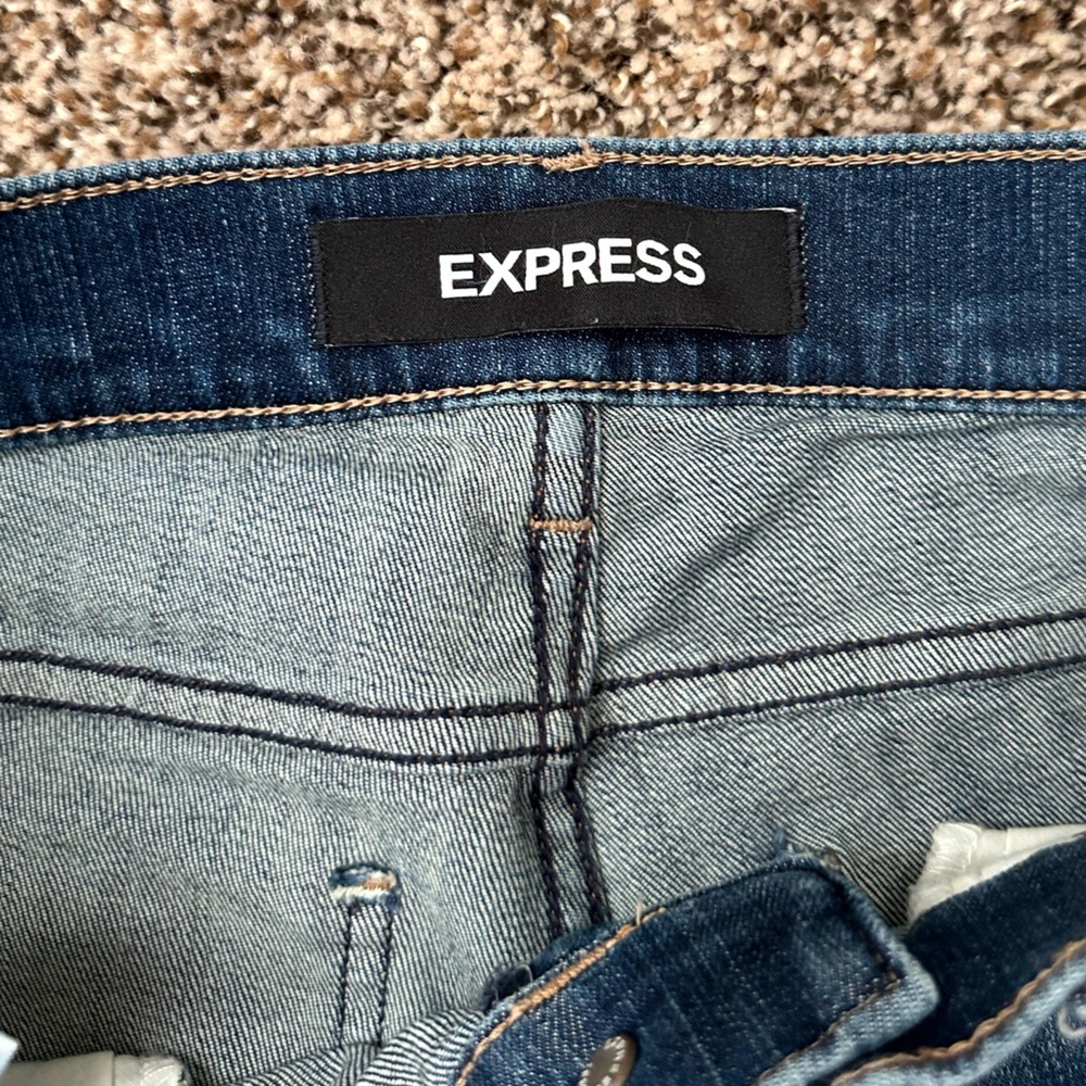 Express Jeans - Picture 3 of 5